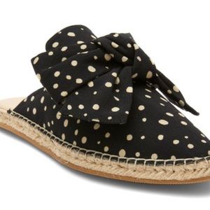 Coconuts by Matisse Panama Black Mules. NIB.